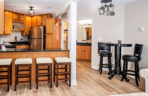 Fontana Condominio | Stay in Abbey Springs! 2 BDR w/ Resort Amenities