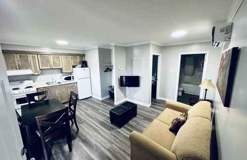 Rocky Harbour Hotel | Stay in Gros Morne