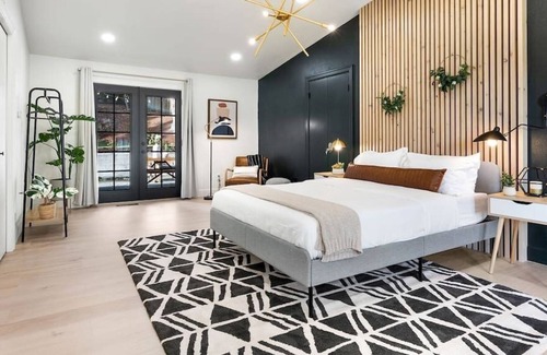 Education Hill Casa | Stay in Nest Summary: