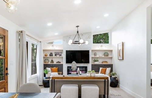 Education Hill Casa | Stay in Nest Summary: