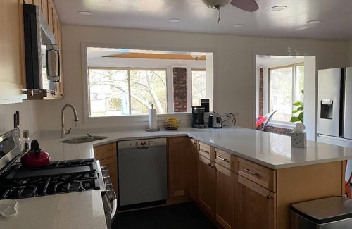 Nyack Casa | Stay in Nyack, walking distance from village center