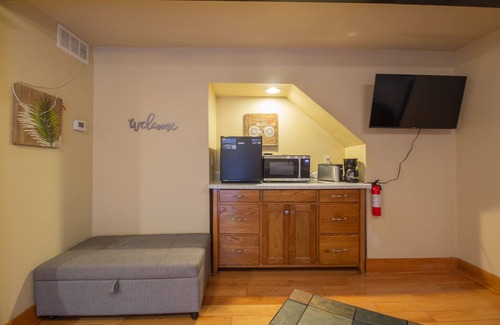 Ohiopyle Apartamento | Stay In Ohiopyle & Relax in Town Near The GAP Trail, Hot Tub