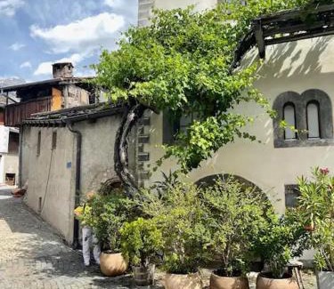 Leuk Apartamento | Stay in the Heart of Wallis