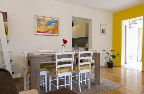 Gospic Casa | Stay In Touch