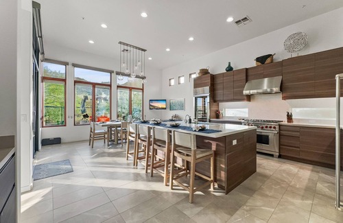 North Scottsdale Casa | Stay long, Pay less! Epic Views! Pool, Hot Tub, Firepit. Putting Green. 30 Night Min.
