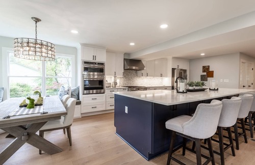 Crownsville Casa | Stay at Luxury Waterfront Home on Deep Water with Private Pier and Gourmet Kitchen Mins to Annapolis