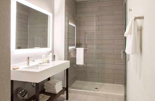 Prospect Park Casa | Stay next to the University in Minneapolis
