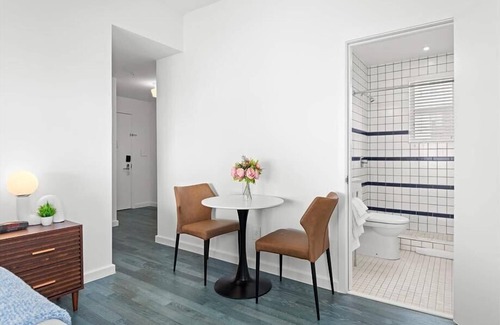 West Avenue Hotel | Stay nr Lincoln Road & New World Center | South Beach
