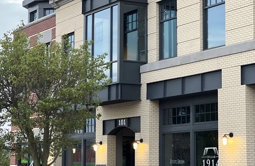 East Jordan Apartamento | Stay on Main, lovely 1 bedroom renovated unit