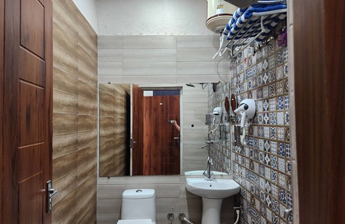 Rishikesh Casa | Stay On The Ganges
