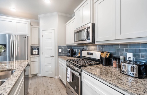 Midland Casa | “Stay once, carry memories forever” Luxurious, contemporary, comfortable!