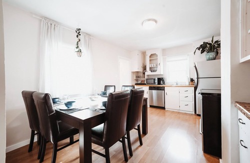Montgomery Casa | Stay & Play - Central Family Friendly