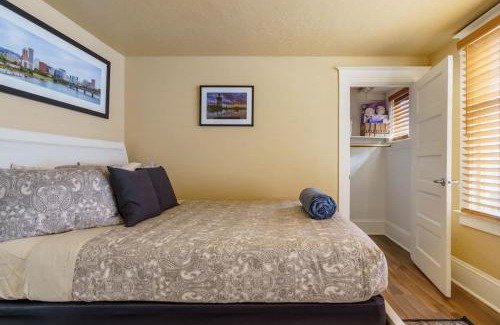 Richmond Casa | Stay Portland - Heart of Portland! Newly Remodeled, 99 Walk Score