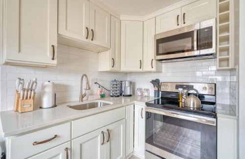 Richmond Casa | Stay Portland - Mt Tabor Retreat - Local Eateries - Shops - Bars