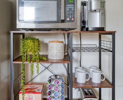 Richmond Casa | Stay Portland - Mt Tabor Retreat - Local Eateries - Shops - Bars