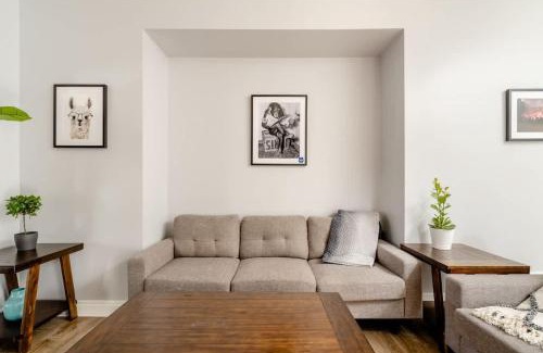 Richmond Casa | Stay Portland - Private Portland Group Getaway, Sleeps 12