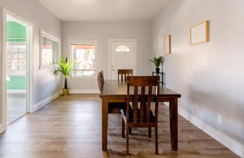 Richmond Casa | Stay Portland - Private Portland Group Getaway, Sleeps 12