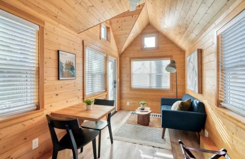 Richmond Casa | Stay Portland - Tiny Refuge - Quiet & Cozy