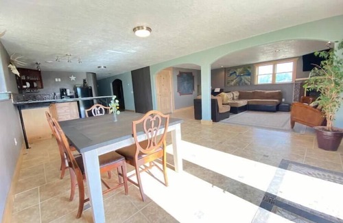 Chouteau County Casa | Stay Rural