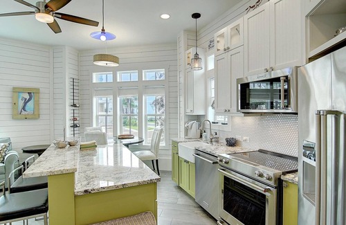 Cinnamon Shore Casa | Stay@‘Summer Breeze,’ a 2-Story, Cinnamon Shore Townhome w/ Great Amenities