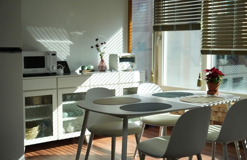 Jongno Casa | [Stay Vibe] Relaxing and cozy healing house