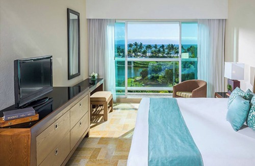 Bajío Complejo | Stay where the professionals play at the Mexico Open at Vidanta Nuevo Vallarta!
