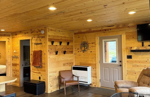 Antonito Cabina | Stay where you play! Cumbres Cabins four season rental.
