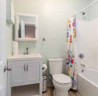 Cleveland Casa | Stay with Jay Cleveland One