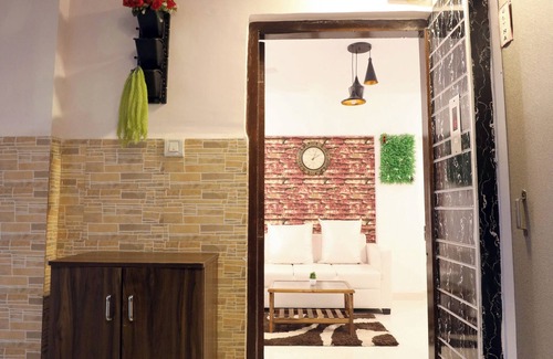 Kandivali East Apartamento | Stay with Modern Facilities and Homely Ambiance