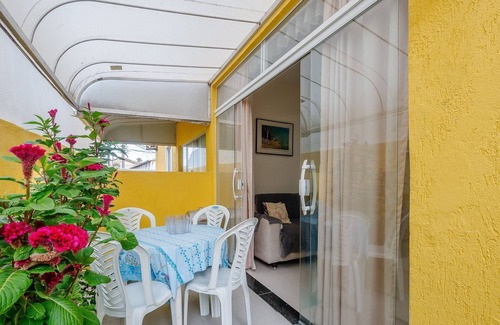 Flamengo Apartamento | Stay With Pool 250m From the sea in Stella Maris, Salvador - DIA