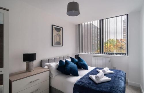 Old Trafford Apartamento | Stay Zeni, Alexandra Rise Manchester Chic 1BR Flat