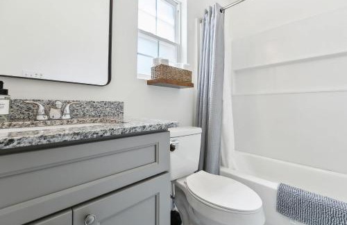 Baton Rouge Apartamento | StayAE Downtown - One Bedroom, Ground Floor