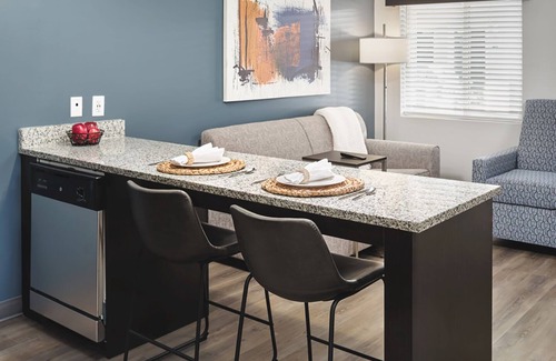 Terry Sanford Apartamento | stayAPT Suites Fayetteville