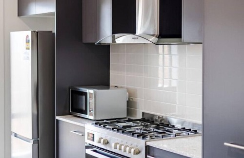 Wyndham Vale Casa | StayAU Charming 4BR Retreat in Wyndham Vale