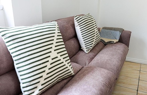 Malvern East Casa | StayAU Cozy 1BR Living Space Near Chadstone