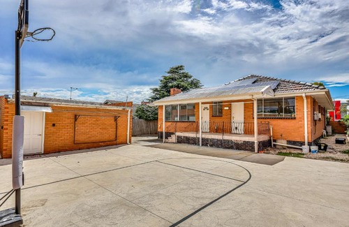 Malvern East Casa | StayAU Cozy 1BR Living Space Near Chadstone