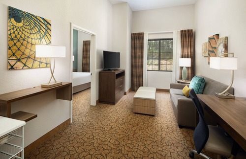 Durham Hotel | Staybridge Suites Durham/Chapel Hill by IHG