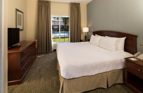 San Pedro Garza García Hotel | Staybridge Suites Monterrey San Pedro by IHG