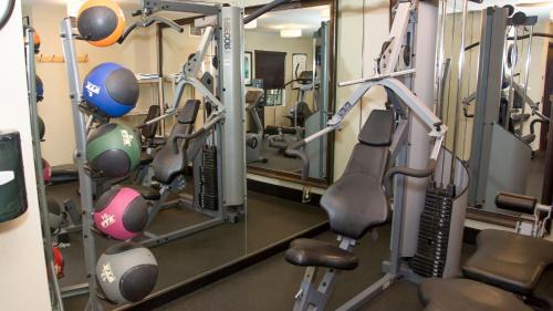 Northwest Colorado Springs Hotel | Staybridge Suites Colorado Springs North by IHG