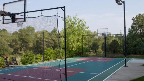 Northwest Colorado Springs Hotel | Staybridge Suites Colorado Springs North by IHG