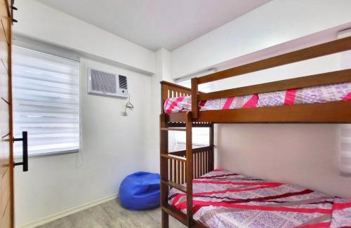 Las Pinas Apartamento | Staycation in Somerset for 6 - Near Alabang