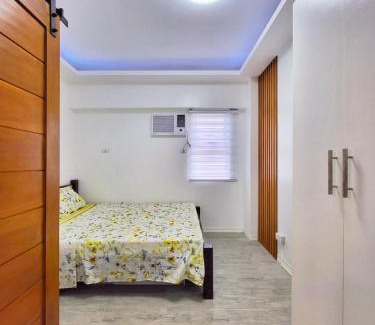 Las Pinas Apartamento | Staycation in Somerset for 6 - Near Alabang