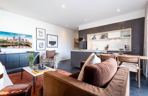 Collingwood Apartamento | StayCentral - The Marque @ Collingwood - Stanley Street, Collingwood - 2 bedrooms, 2 Beds, 1 Bathroom and 2 Secure Car Park