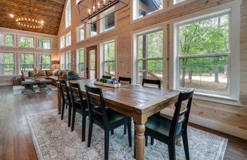 Broken Bow Casa | Stayhocha Hottub, Separate Suite