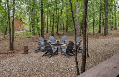 Broken Bow Casa | Stayhocha Hottub, Separate Suite