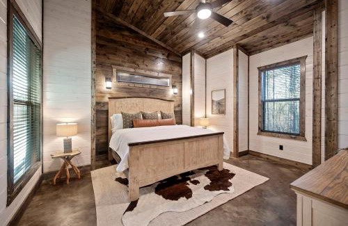 Pickens Casa | Stayhocha PICKLEBALL HotTub Sauna Game Bunk Rm
