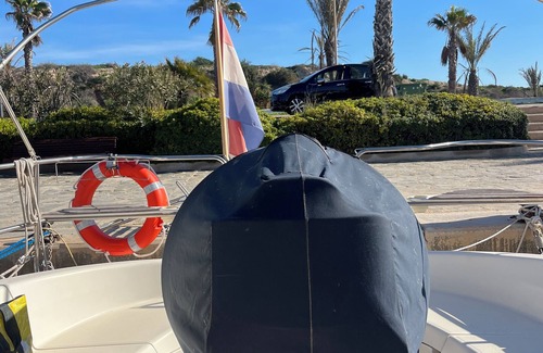 Guardamar del Segura Alquiler De Eote | Staying on a luxury sailing yacht on the Costa Blanca