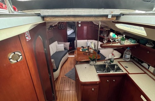 Guardamar del Segura Alquiler De Eote | Staying on a luxury sailing yacht on the Costa Blanca