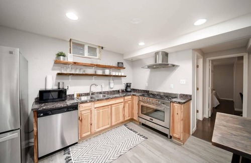 Piedmont Apartamento | #StayInMyDistrict Piedmont Near Parks and Shopping