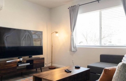 College Place Casa | #StayinMyDistrict Walla Walla Wine Country Getaway
